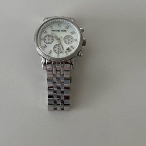 MICHAEL KORS WOMEN’S WATCH